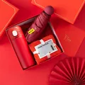Luxueux coffret cadeau d'entreprise rouge avec gourde, parapluie solaire et serviette - Coffret Cadeau Gourde + Parapluie + Serviette / Boîte cadeau / Rouge