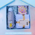Coffret cadeau bleu premium avec parapluie compact, serviette en polaire corail et savon - Parapluie + Serviette Polaire Corail + Savon Artisanal (L19) / Boîte cadeau / Bleu