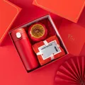 Coffret cadeau rouge comprenant une bouteille isotherme, une serviette et un pot céramique - Coffret Cadeau Gourde + Bocal de Kaki + Serviette / Boîte cadeau / Rouge
