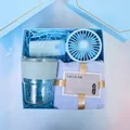 Coffret cadeau bleu pratique incluant ventilateur, tasse en verre et serviette - Gobelet en Verre Et Ventilateur Portatif Et Serviette (L4) / Boîte cadeau / Bleu