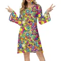 70er Jahre Hippie Disco Kostüm für Damen mit buntem Peace und Love Print Kleid - S / Kleider / Lächeln und Frieden