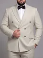 Primer plano de un traje de hombre de talla grande beige con rayas y doble botonadura - 3XL / Top Y Pantalón / Caqui