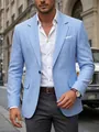 Detailansicht eines hellblauen karierten Herren-Sakkos im eleganten Business-Stil. - S / Oberteile / Blau