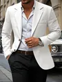Gedetailleerd overzicht van een witte wafelgebreide blazer voor een stijlvolle zakelijke look. - S / Tops / Wit