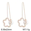 Roségoldene Blumen-Ohrhänger mit funkelnden Strasssteinen und eleganten weißen Perlen - Hohle Blume (KE83381-K)
