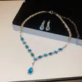 Funkelndes Silberhalsketten- und Ohrringset mit eleganten blauen Zirkon-Tropfen - Halsketten- und Ohrring-Set / Zweiteiliges Set / Blau