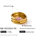 Mesures détaillées d'une bague en acier doré 18k avec un zircon rose élégant - Or avec pierre précieuse rose