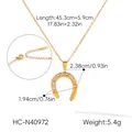 Detailed view of the gold horseshoe pendant necklace showing specific dimensions and weight - Gold (HC-N40972)
