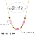 Detailweergave van de ketting met roze vissen en gouden druppels en afmetingen. - Roze Vis (NB-N1950) / 18K goud / Goud