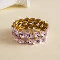 Gros plan d'un bracelet extensible en cristal rose avec motif d'épi de blé doré. - Bracelet Épi de Blé Double Couche / Rose