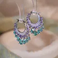 Elegante zilverkleurige oorringen met levendige paarse en groenblauwe zirkoon kwastjes - Zilveren naald / Paars groen zirconia druppel halve ring stijl (48#)