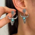 Orecchini pendenti vintage a testa di toro con pietra turchese e finitura argento - Orecchini a Testa di Toro Turchese Argento Retro (2360) / Argento antico
