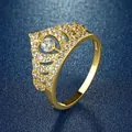 Bague couronne élégante remplie d'or 14k avec des zircons 5A étincelants - Taille 5 / Bague Couronne Micro-incrustée-K Jaune