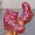 Bottines à plateforme compensée irisées vibrantes avec fermeture éclair latérale et bout rond - 36 / Rouge