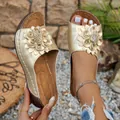 Sandales compensées or champagne avec fleur 3D décorative et semelle plateforme femme - 36 / Or