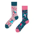 High-quality mismatched cotton crew socks featuring vibrant bird and berry jacquard patterns - One Size / Cute Magpie