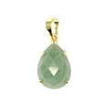 Gros plan d'un pendentif goutte en agate indienne verte facettée et bélière dorée - Jade aventurine
