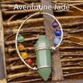 Pendente colonna esagonale in avventurina verde naturale con perle chakra - Ciondolo di Avventurina