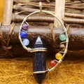 Ciondolo esagonale in cristallo di pietra arenaria blu con 7 perle chakra - Ciondolo in Pietra di Sabbia Blu