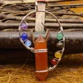 Ciondolo artigianale esagonale in agata rossa con sette perline chakra colorate su filo d'argento - Pendaglio in Agata Rossa