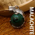 Artistische Eidechsen-Halskette mit grüner Malachit-Rundperle und silbernem Finish - Malachit
