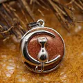 Élégant pendentif croissant de lune et chat en argent avec pierre de soleil brune - Gres Brun (Pendentif Seul)