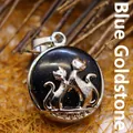 Colgante detallado de piedra de arena azul con dos motivos de gatos plateados - Forma de Gato Doble / Piedra de arena azul