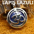 Collana artigianale con ciondolo Om in argento e pietra di lapislazzuli blu naturale - K9 / Lapislazzulo