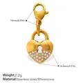 Pendentif élégant en forme de cœur doré avec des strass et un fermoir mousqueton - Pendentif Serrure Cœur Demi-Pavé Classique (PJ2284WEGLXK)