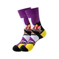 Chaussettes mi-hautes colorées avec un motif de skateur stylé en violet et jaune. - Taille unique / Motif Garçon de Skateboard Dessin Animé (317) / Violet