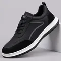 Zapatillas casuales negras transpirables para hombre con suela blanca antideslizante - 38 / Zapatos Casuales de Piel Negra (SK21351)