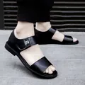 Sandales élégantes en cuir noir pour hommes, pour la plage et la conduite d'été - 38 / Style Romain à Bande Velcro (D2828) / Noir