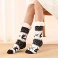Cozy black and white reindeer pattern fleece-lined winter Christmas floor socks for women - One Size / Black Flying Deer