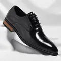 Formelle schwarze Leder-Oxfordschuhe für Herren mit Brogue-Verzierung und Glanz-Finish - 37 / Schwarz