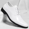 Elegant white patent leather men's Oxford shoes with a formal cap-toe and black sole - 37 / White