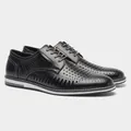 Vista laterale dettagliata di scarpe da uomo in pelle nera traforata e traspirante con lacci - 39(US 7) / Nero (KD4174)