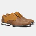 Vista laterale di scarpe casual bicolore da uomo in pelle marrone e camoscio giallo. - 43 / Patchwork Marrone (KD4187)