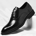 Klassische schwarze Leder-Brogue-Schuhe für Herren, Business- und Hochzeitsschuhe. - 37 / Schwarz