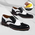 Schwarz-weiße Brogue-Flügelspitzen-Schuhe mit 1,2 cm erhöhender Halbeinlage - 37 / Erhöhendes Schwarz (1,2 cm Einlegesohle)
