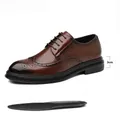 Klassische braune Brogue-Lederschuhe für Herren mit 3 cm flacher Sohle und Einlegesohle. - 37 / Formelle Lederschuhe (X26) / 3cm Flacher Absatz / Braun