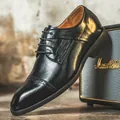 Classic black lace-up leather dress shoes with crocodile texture for men - 37 / Black