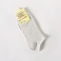 Grey heather low-cut invisible socks with moisture-wicking fabric and packaging tag - One Size / Gray