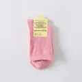 Low-cut pink boat socks with soft ribbed texture and original Japanese packaging card - One Size / Red