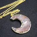 Handcrafted natural Indian agate crescent moon pendant necklace with gold-plated chain - With Necklace / Gold