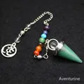 Péndulo de aventurina verde con siete cuentas de chakra de colores curativos - Péndulo de Aventurina con Cadena / Conjunto (Colgante y Cadena)