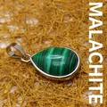 Élégant pendentif en malachite verte en forme de goutte avec cadre argenté poli - Pendentif Seul (Sans Chaîne) / Malachite