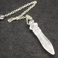 Variante de pendentif pendule sceptre en quartz clair avec une fine chaîne argentée - Pendentif Pendule Sceptre en Cristal de Roche (aljyll824) / Cristal blanc