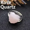 Élégante bague en quartz rose en forme de cœur avec un anneau en métal style baroque - Quartz rose