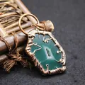 Collana con ciondolo in agata verde stile vintage con cornice in rame rustico - Pendente Verde