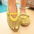 Vue détaillée de ballerines Mary Jane en maille jaune respirante avec bride réglable - 36 / Jaune Sans Boucle